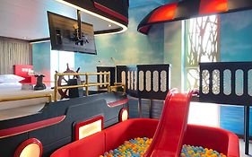 Avery De Grand City Hotel Bandung